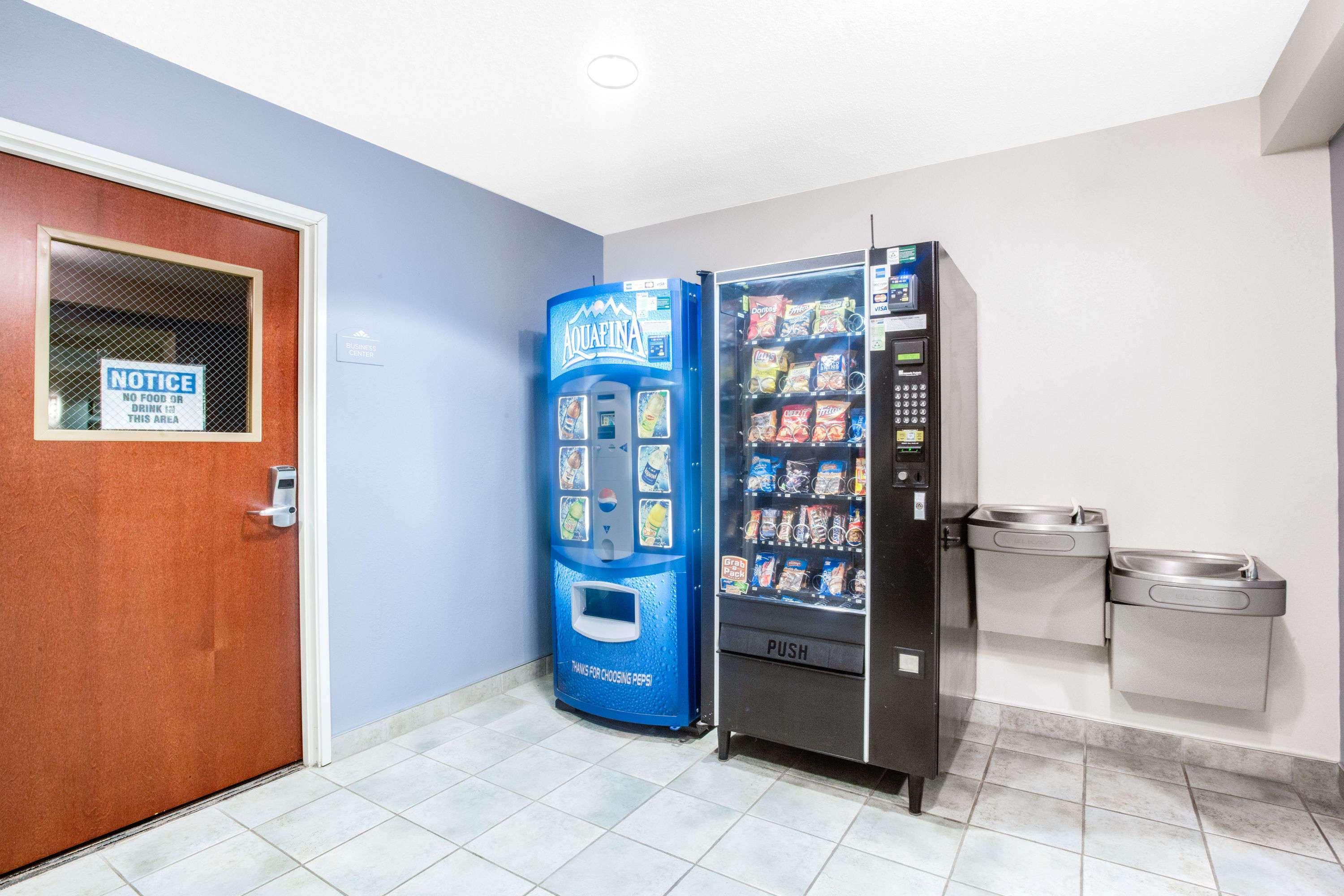 Microtel Inn & Suites Bath Ngoại thất bức ảnh