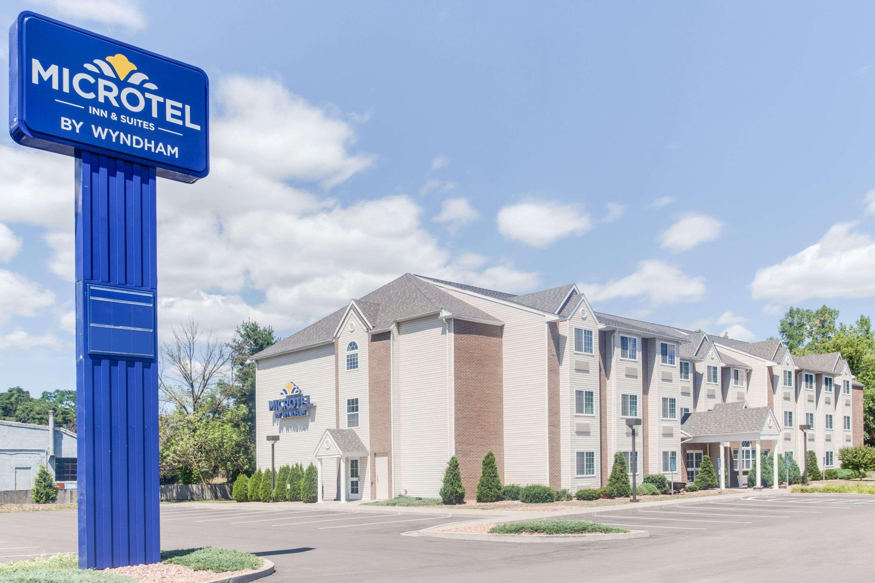 Microtel Inn & Suites Bath Ngoại thất bức ảnh