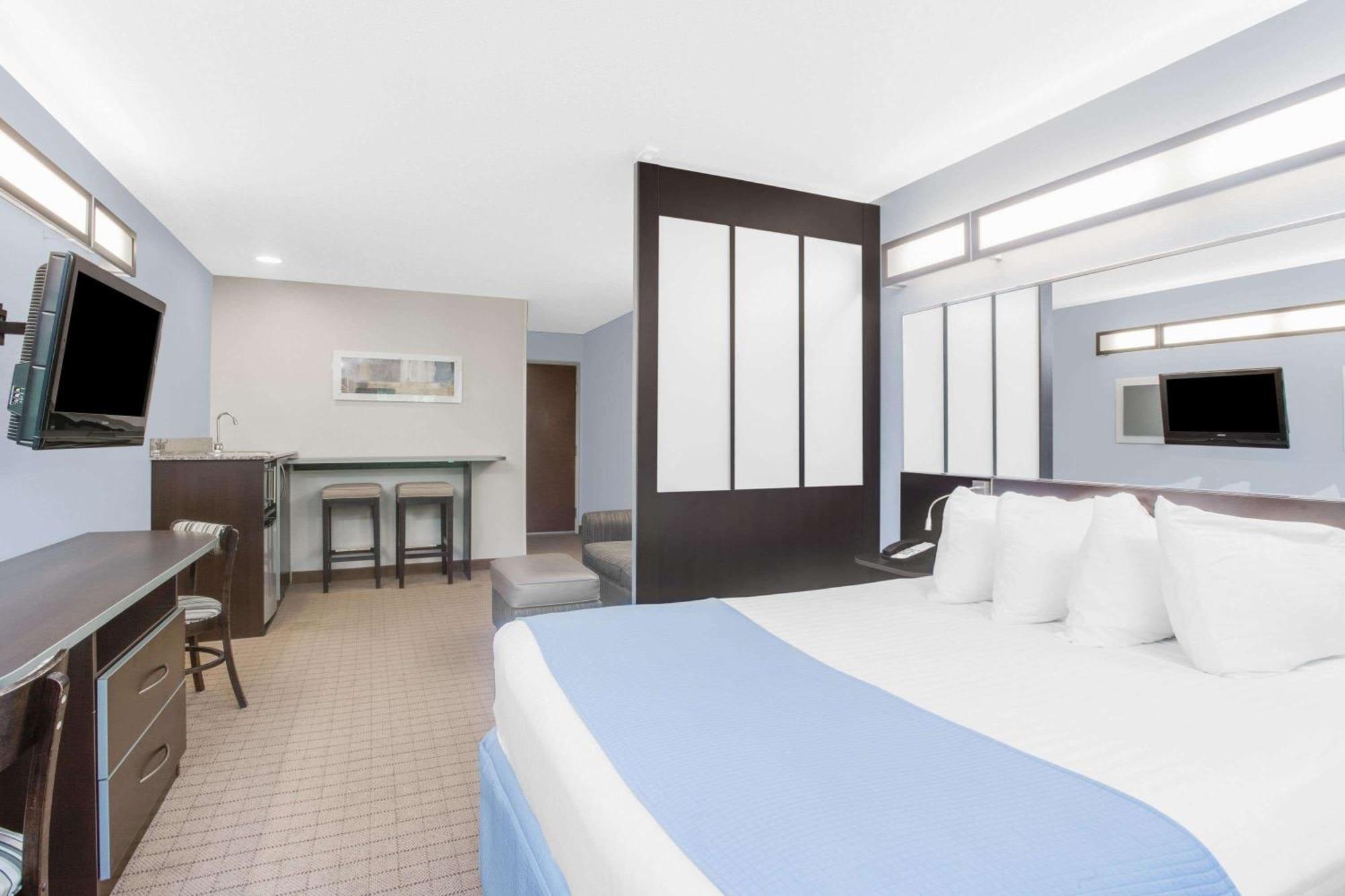 Microtel Inn & Suites Bath Ngoại thất bức ảnh